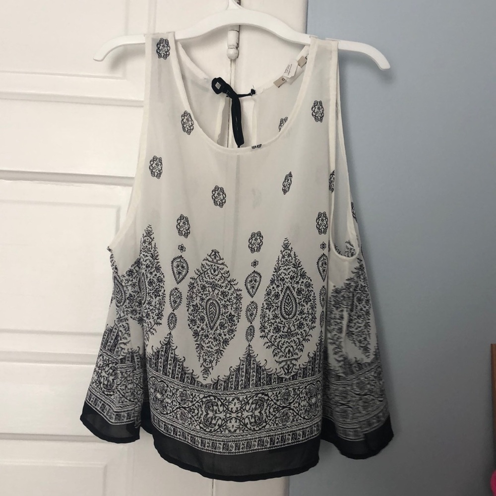 Beautiful open back tie tank